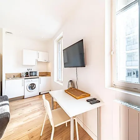 Apartmán Le Debourg - Lumineux Proche Metro B - Wifi Inclus